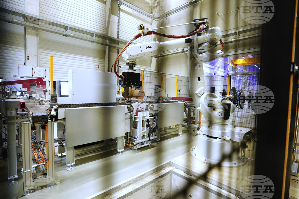 Производственият сектор в еврозоната се връща към растеж през август за първи път от повече от 3 години