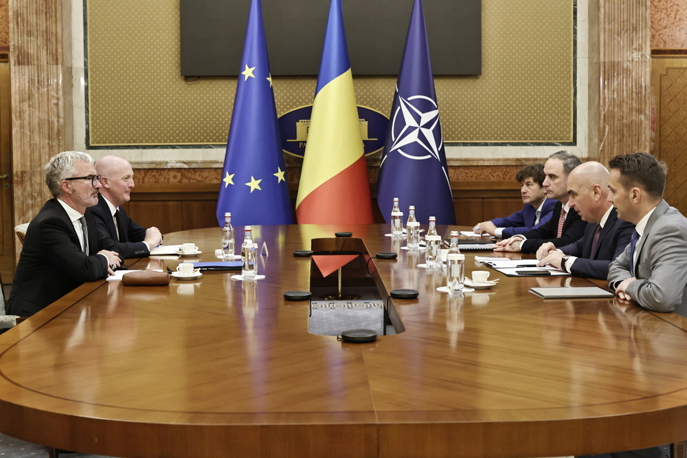 Romanian PM Bolojan Confers with Credit Rating Agency Moody’s Delegation in Bucharest