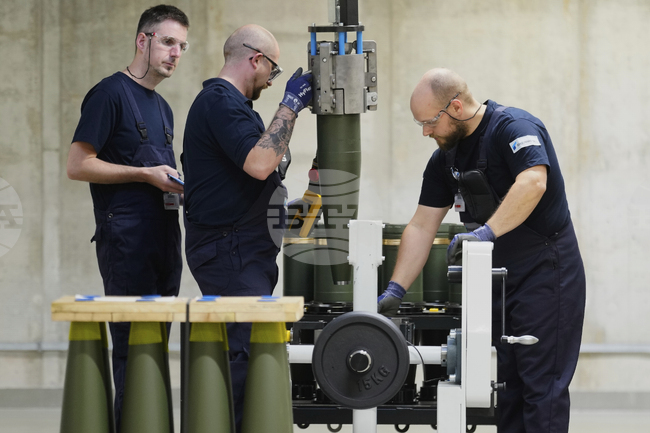 Промишлените поръчки в Германия бележат ръст през септември след четири месеца спад