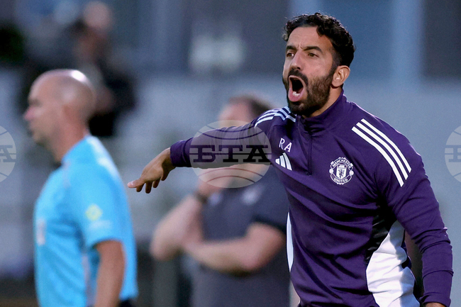 Мениджърът на Манчестър Юнайтед Рубен Аморим се извини на феновете след загубата от четвъртодивизионния Гримзби