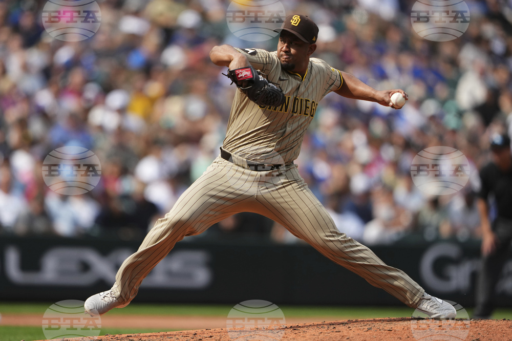 Padres Mariners Baseball