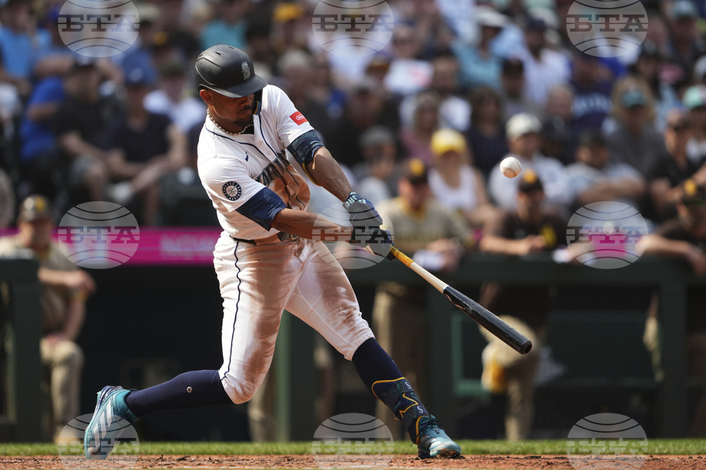 Padres Mariners Baseball