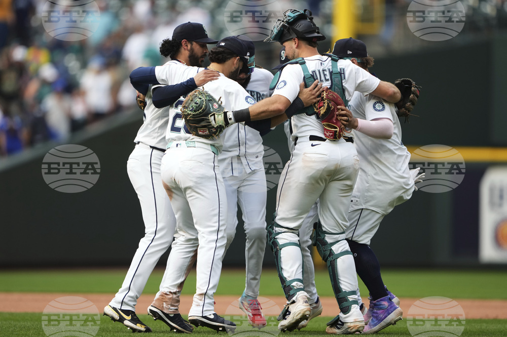 Padres Mariners Baseball