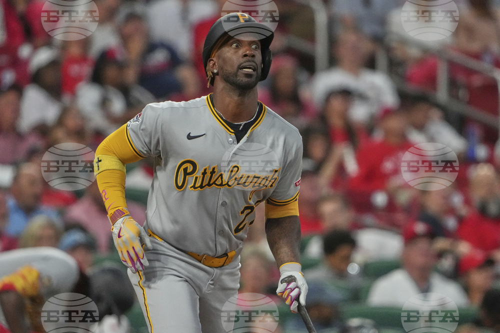 Pirates Cardinals Baseball