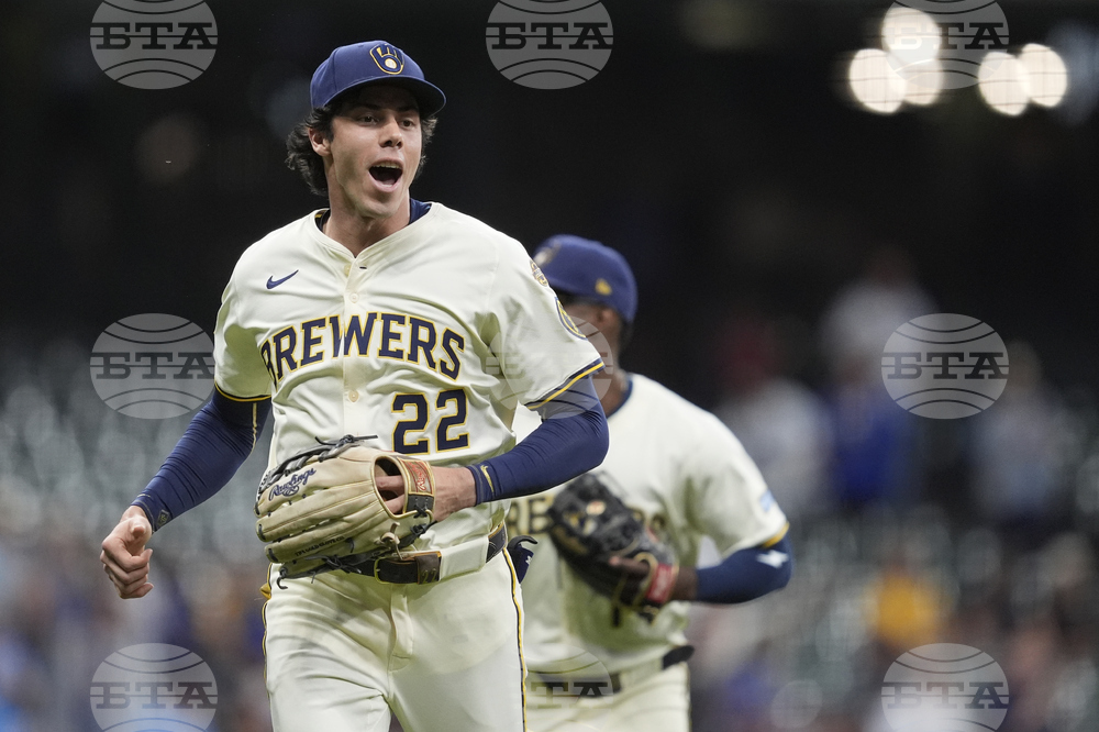 Diamondbacks Brewers Baseball