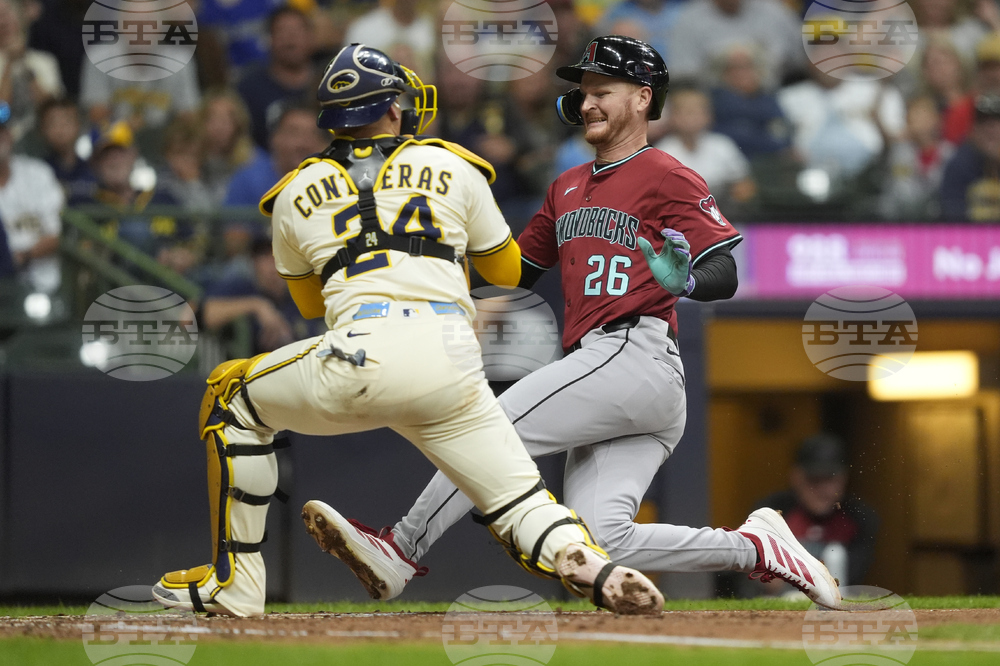 Diamondbacks Brewers Baseball