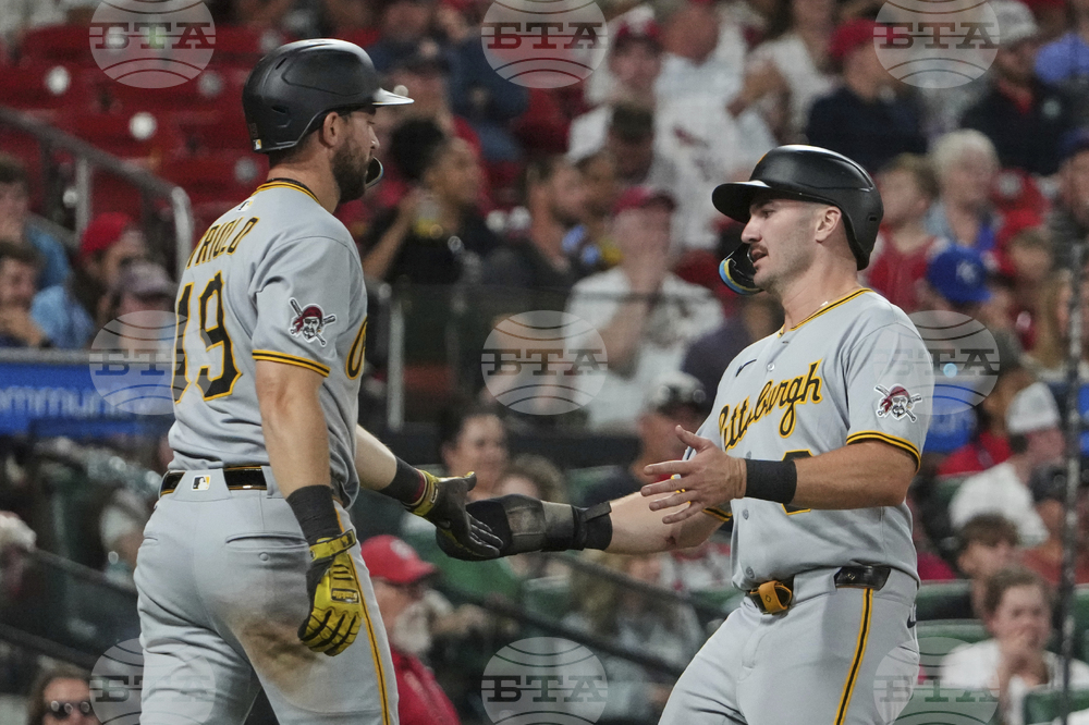 Pirates Cardinals Baseball