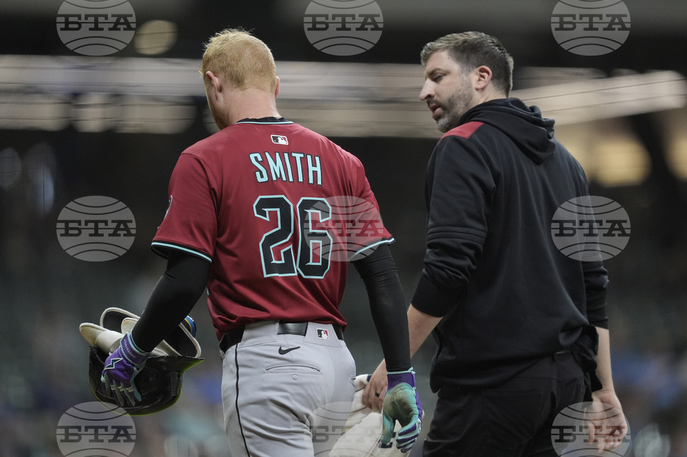 Diamondbacks Brewers Baseball