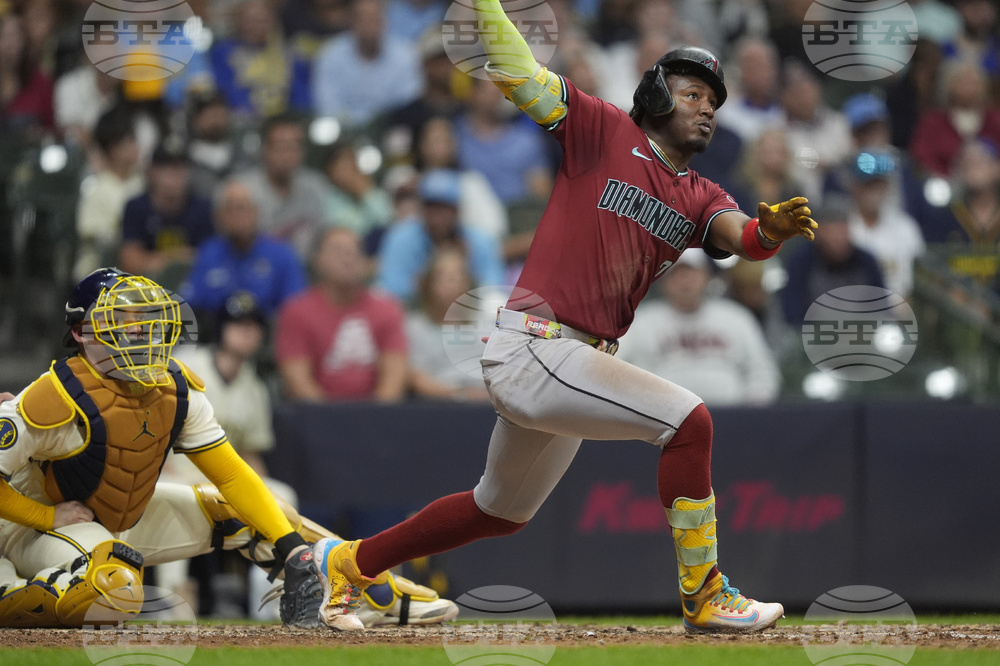 Diamondbacks Brewers Baseball