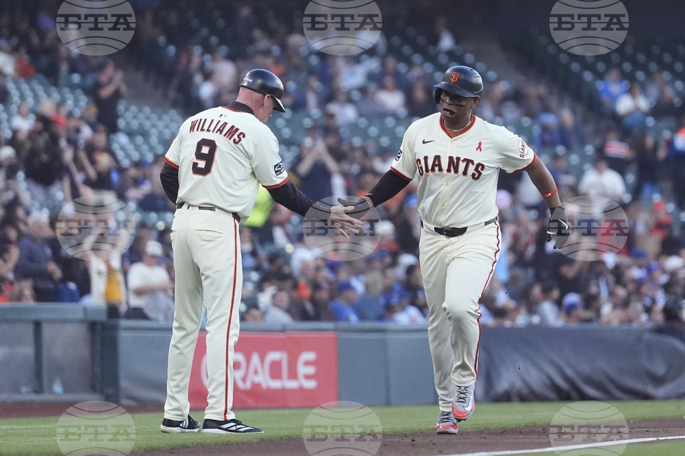 Cubs Giants Baseball