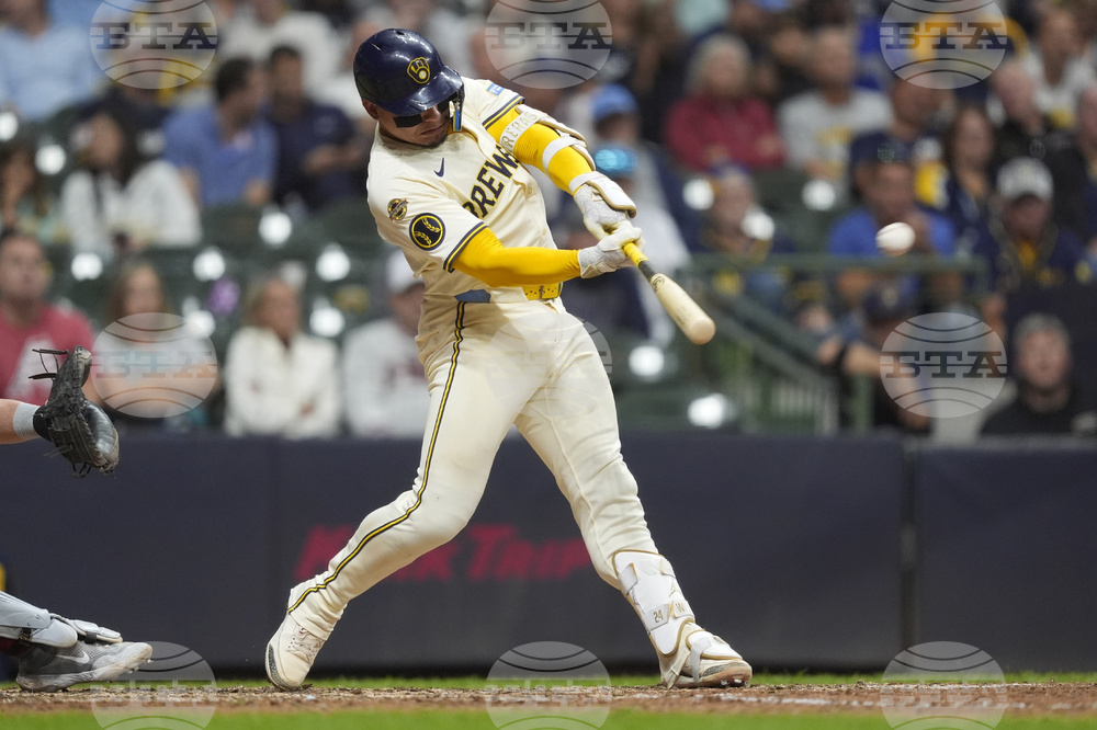 Diamondbacks Brewers Baseball