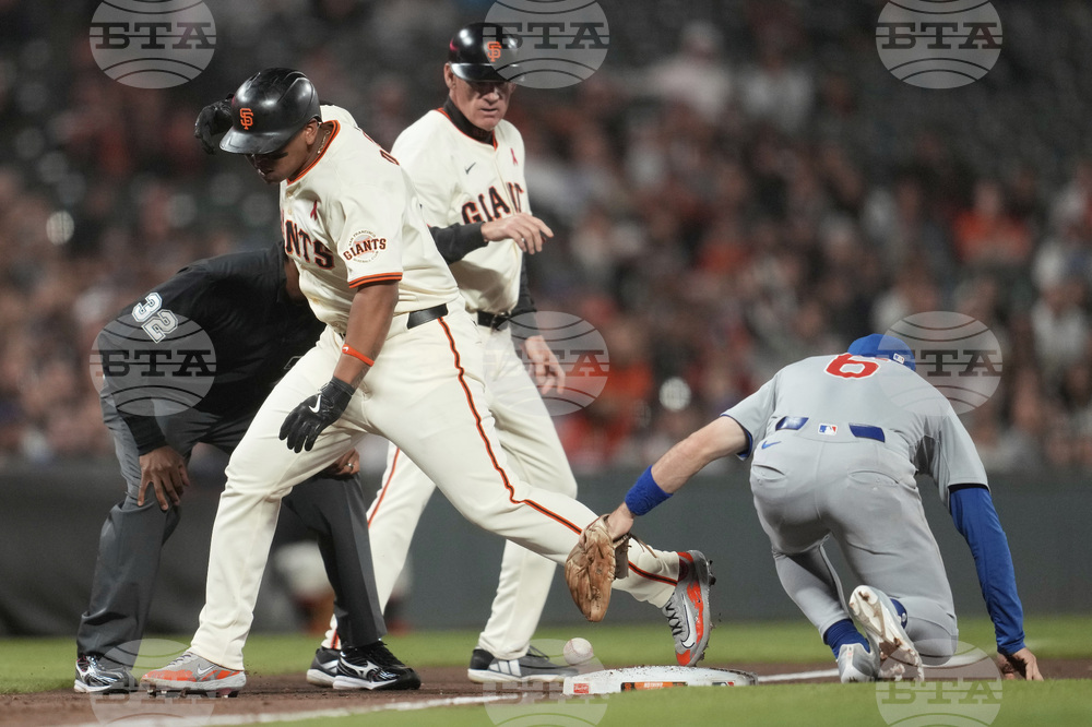 Cubs Giants Baseball