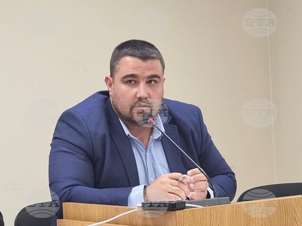 В момента 550 литра в секунда вода влиза в Плевен, съобщи председателят на УС на „Български ВиК холдинг“ инж. Лозко Лозев