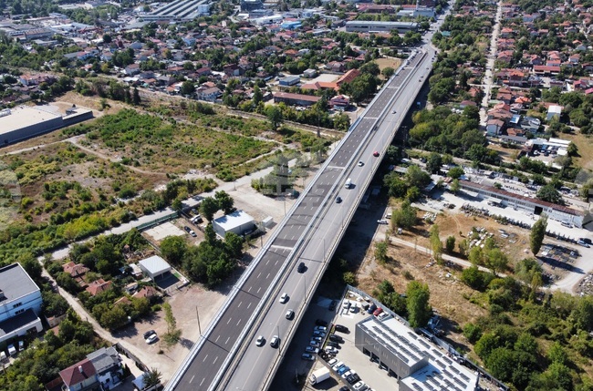 Пуснато е движението по новия мост на „Бакърена фабрика“ в София