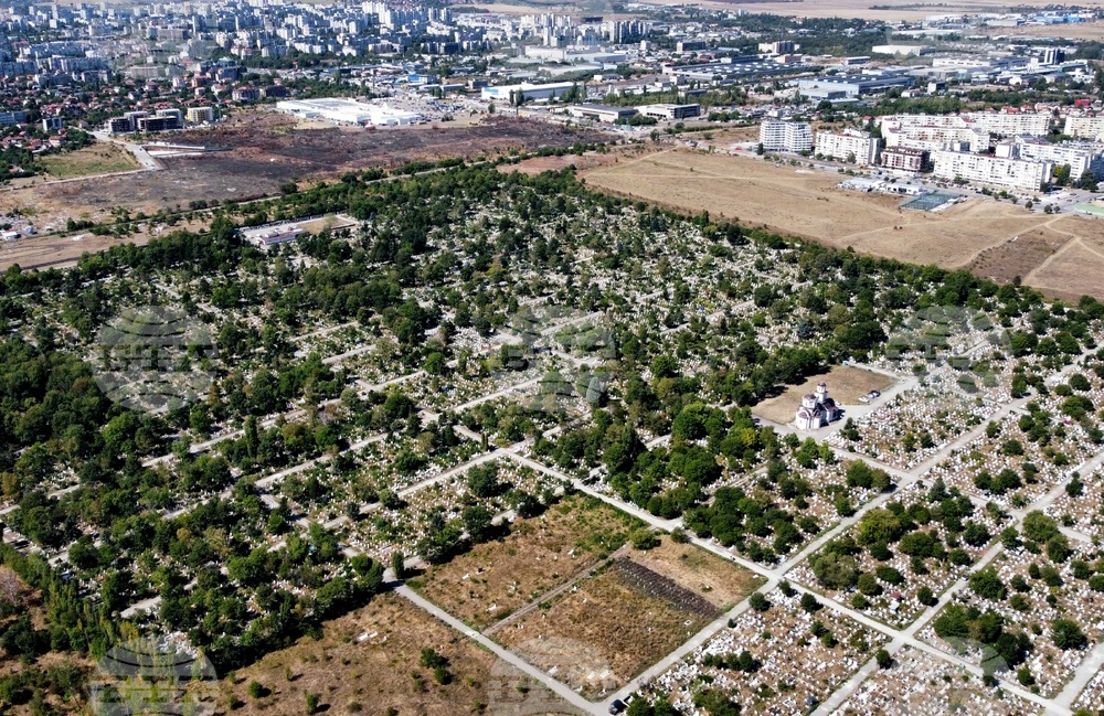 Столичната община осигурява допълнителен градски транспорт за Задушница