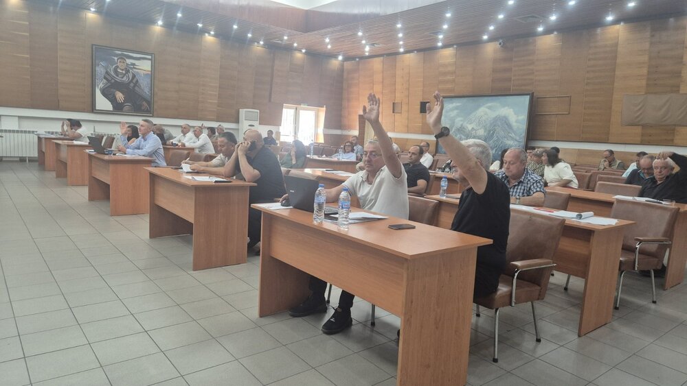 Общинският съвет в Карлово прие отчета за изпълнение на бюджета на общината 2024 година