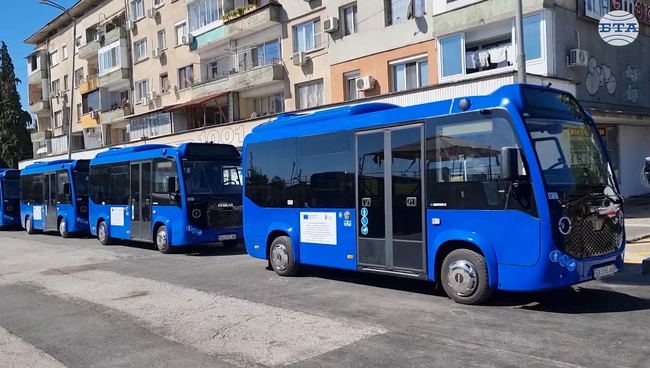 Шест нови електробуса, закупени със средства по Националния план за възстановяване, пристигнаха в Монтана