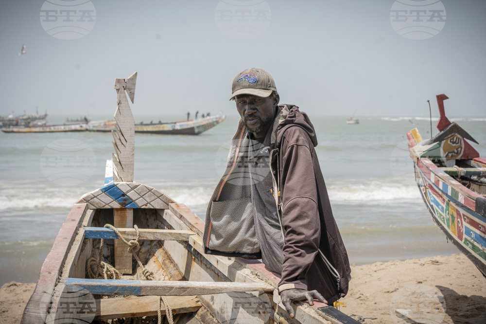 Ocean-Fisheries-The Fishing War