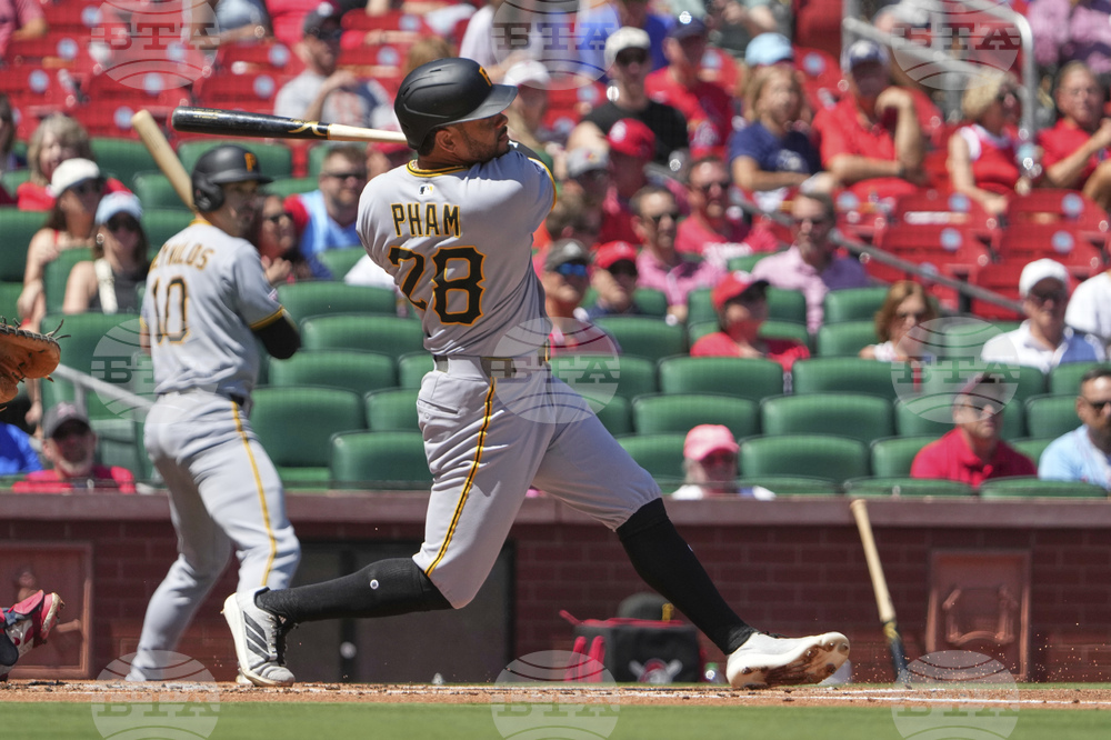 Pirates Cardinals Baseball