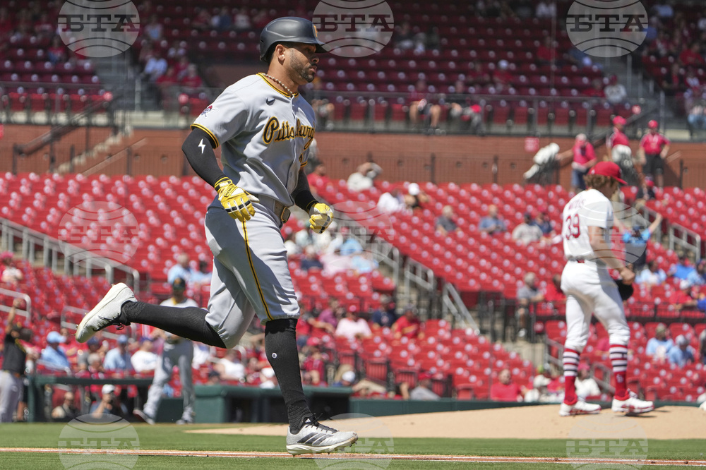 Pirates Cardinals Baseball