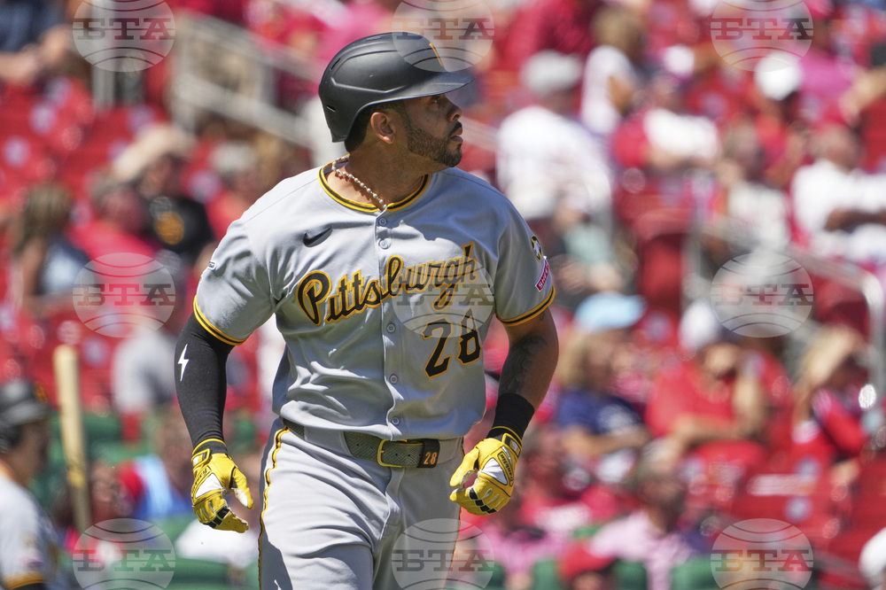 Pirates Cardinals Baseball