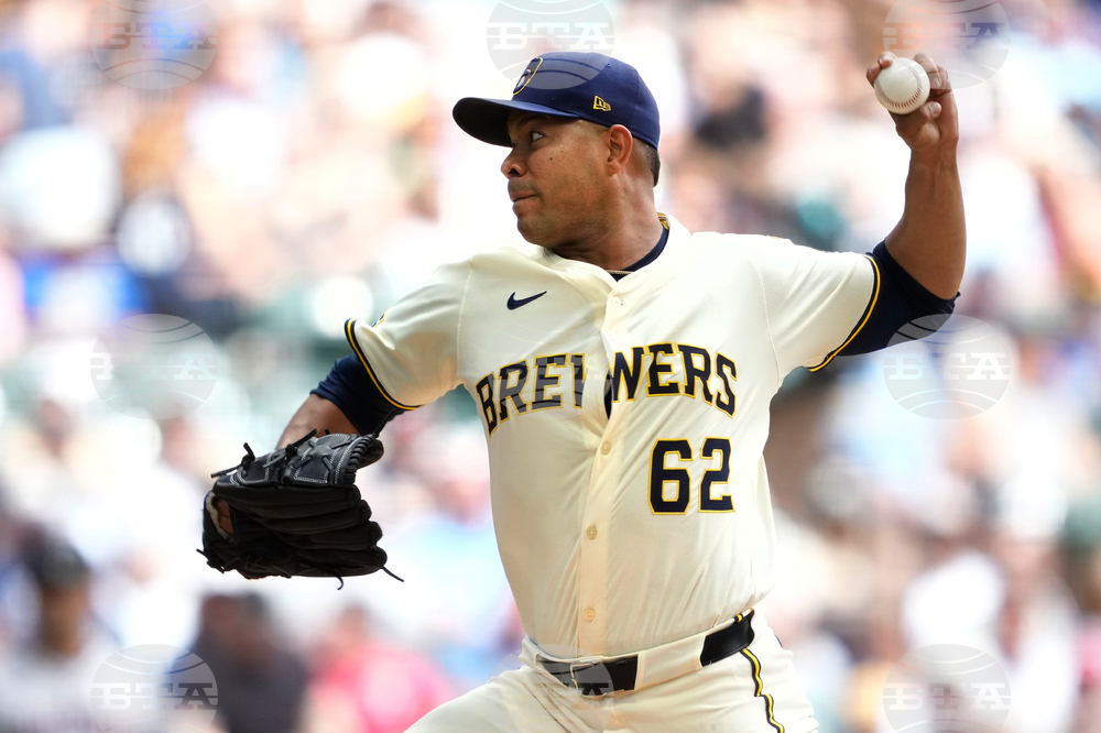 Diamondbacks Brewers Baseball