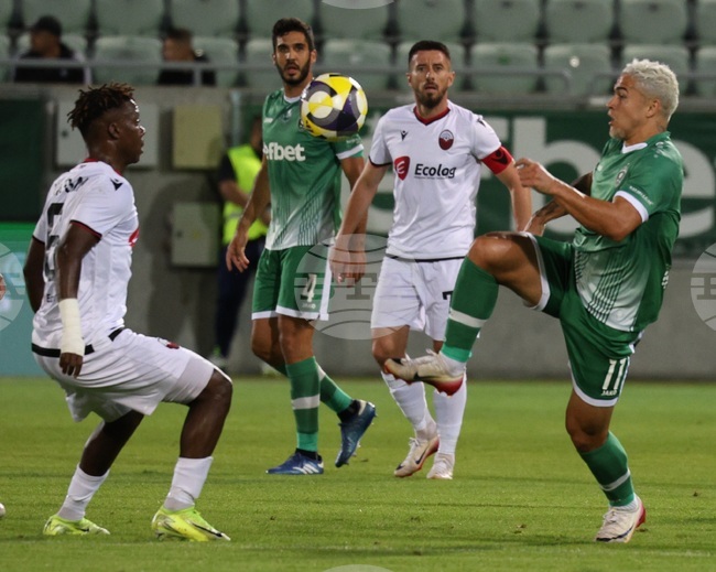 Лудогорец победи Шкендия след продължения и се класира за основната фаза на Лига Европа