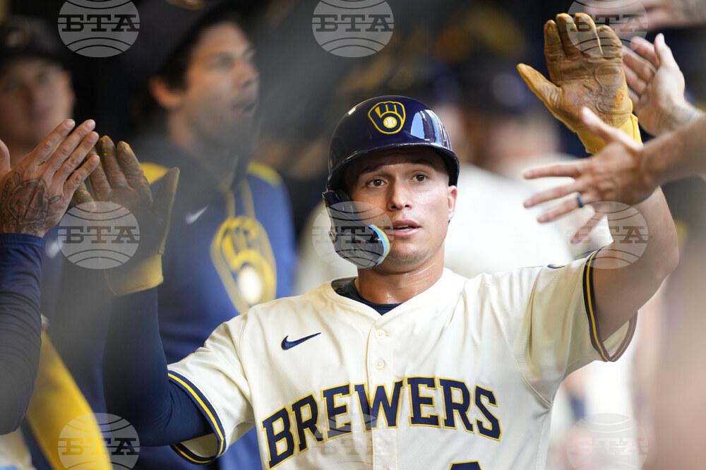 Diamondbacks Brewers Baseball