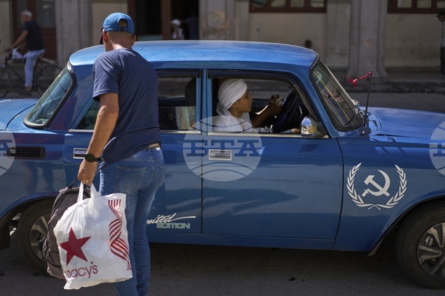 Италианец е арестуван в Куба по подозрения, че ударил с колата си нарочно 9 души