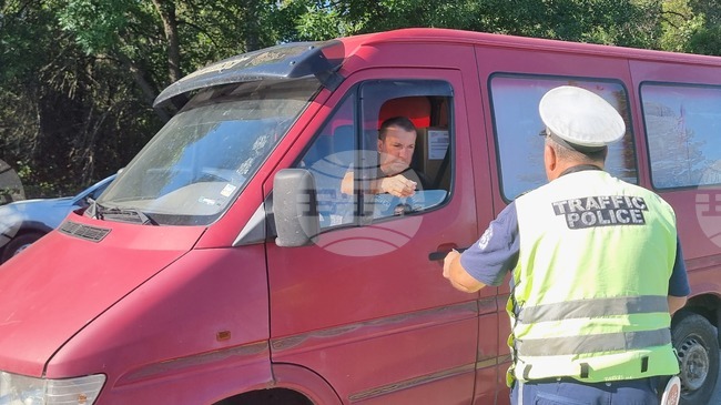 Започнаха засилени проверки за нерегламентиран превоз на животни във връзка с шарката по овцете и козите в област Хасково