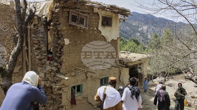 Главнокомандващият въоръжените сили на Пакистан призова Афганистан да избира между отношения с Исламабад или с пакистанските талибани 