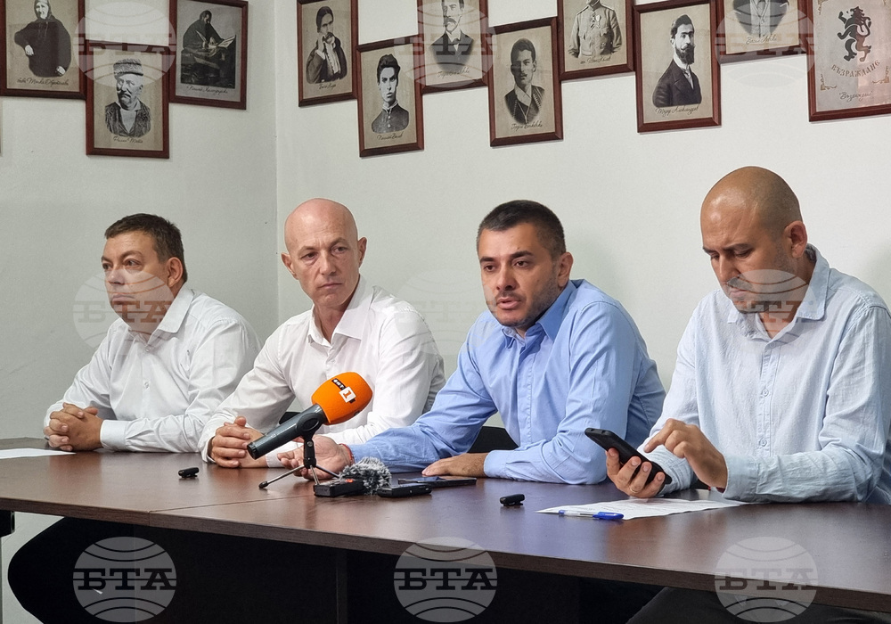Варна - партия „Възраждане" - пресконференция