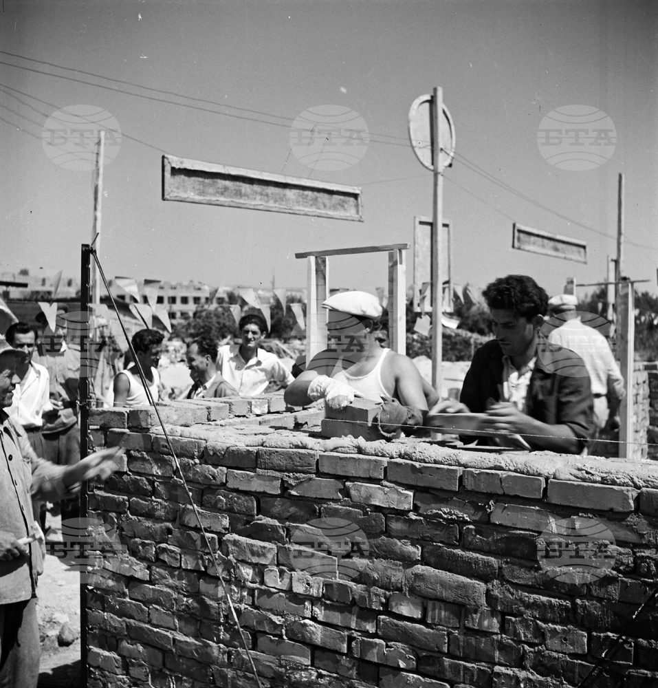 August 29, 1952: Stakhanov-Style Speed Bricklaying Competition in Bulgaria