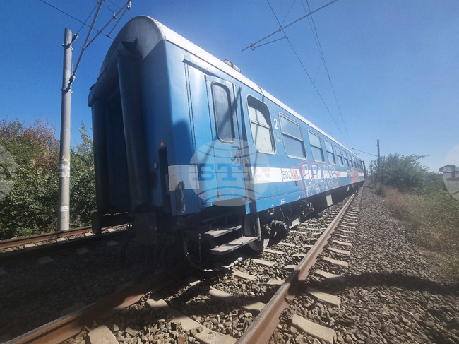 Train Derails between Dabovo and Raduntsi Stations, No Passengers Injured
