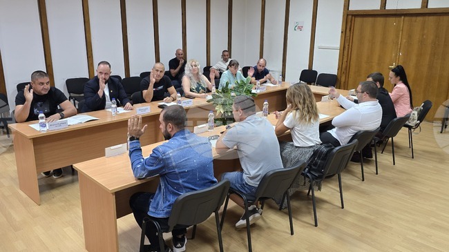 Промени в бюджета направиха общинските съветници в Криводол 