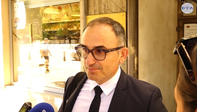 Има много допирни точки в мненията на офталмолозите и оптометристите по проекта на стандарт по "Очни болести", каза проф. Александър Оскар