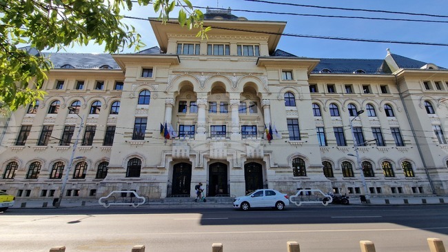 Бившият румънски министър на финансите Еуджен Теодорович ще се включи в надпреварата за кмет на Букурещ като независим кандидат