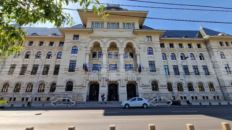 Municipal Administration Employees across Romania Protes against Government's Second Package of Budgetary and Fiscal Measures