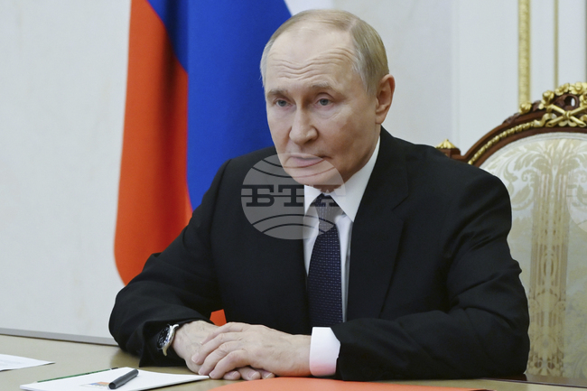 Руският президент Владимир Путин започва днес посещението си в Китай