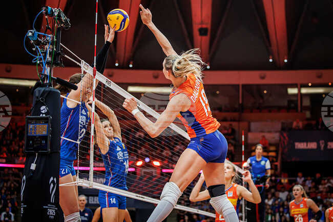 Нидерландия и Япония ще се срещнат в първия четвъртфинал на Световното първенство по волейбол за жени