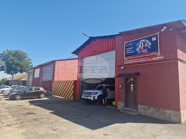 Автомонтьори и строителни работници търси "Техноиндустрия" ЕООД в Търговище