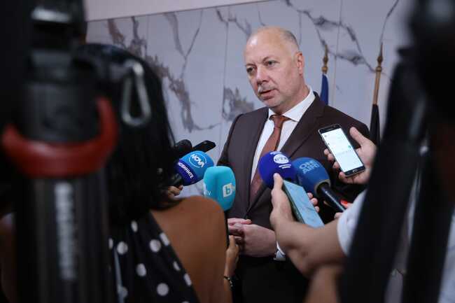 Премиерът Желязков: Правителството се справя достатъчно добре с всички предизвикателства, няма сериозни аргументи за вот на недоверие