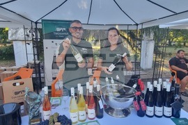 Плевен - фестивал на виното и фермерските деликатеси - откриване