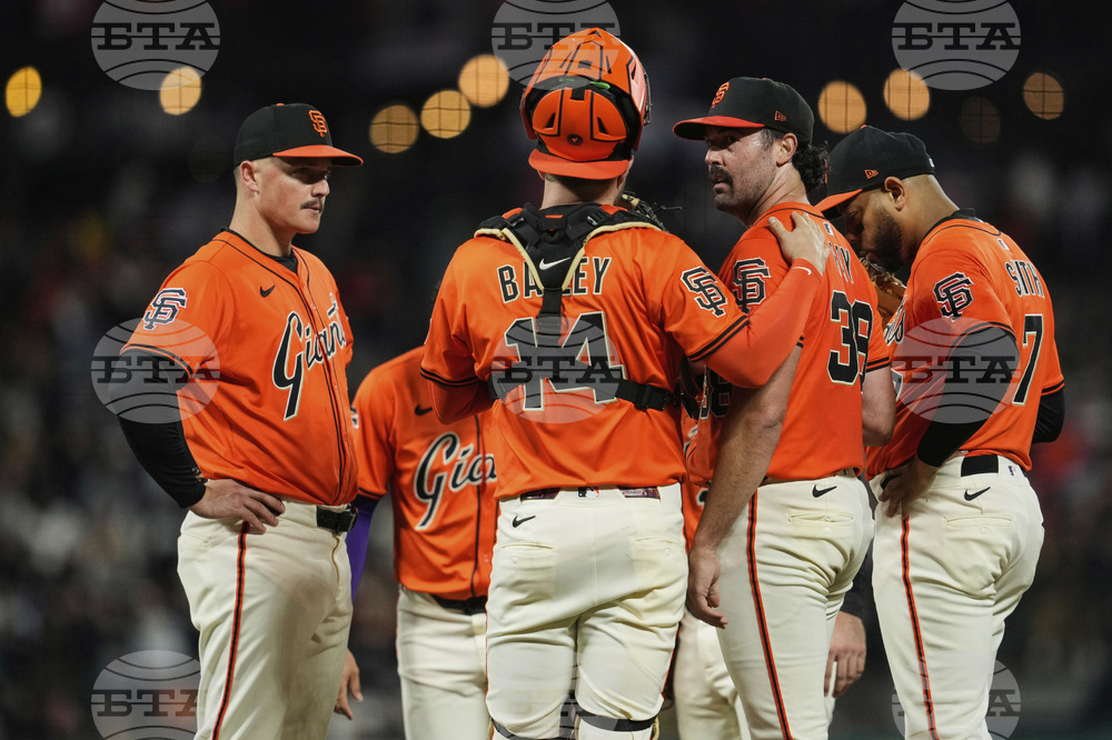 Orioles Giants Baseball