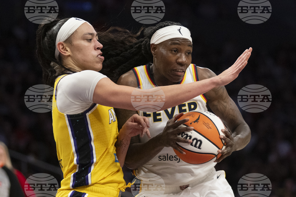 Fever Sparks Basketball