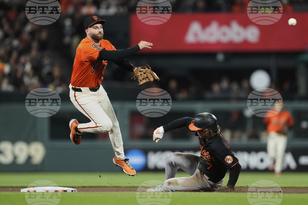 Orioles Giants Baseball