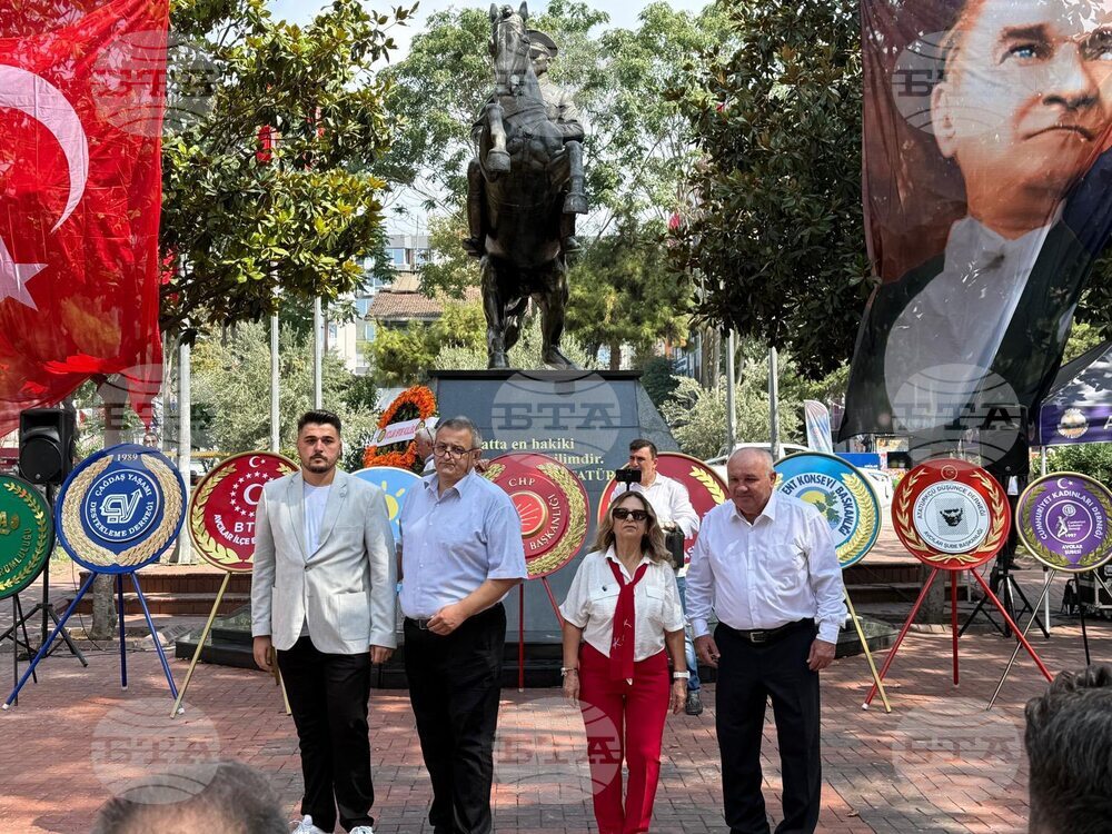 Victory Day Celebrated across Turkiye with Parades, Ceremonies, and Tributes to Ataturk