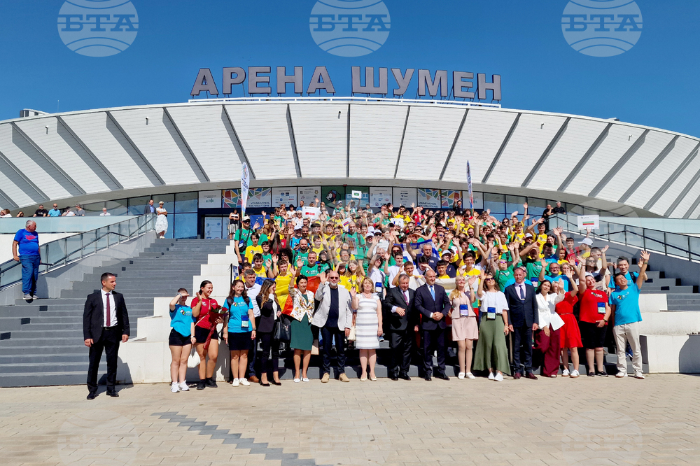 Шумен - Румен Радев - Европейска младежка олимпиада по информатика - откриване