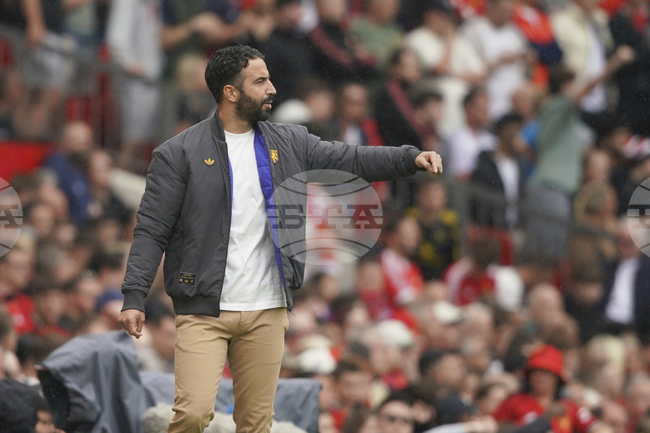 Аморим: "Дори и папата не може да ме накара да променя схемата на игра на Манчестър Юнайтед"