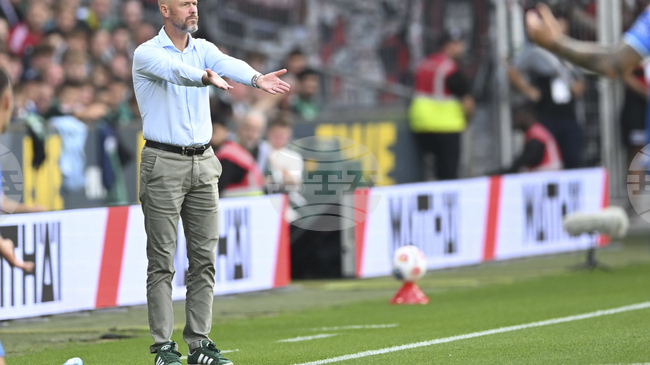 Ерик тен Хаг бе назначен на поста технически директор на Твенте